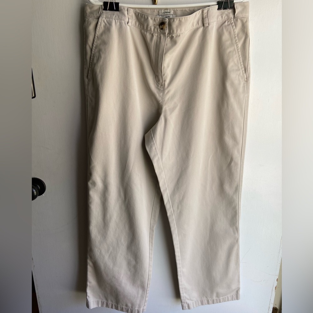 L.L Bean Classic Fit Khakis Pants Women’s - Size 14